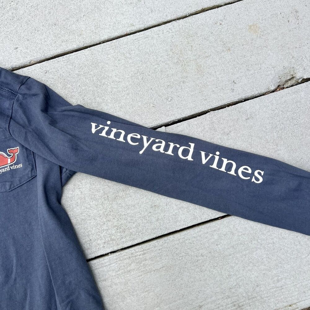 Vineyard Vines Boys Football Whale Long Sleeve Blue-Size M (12-14) - Picture 5 of 6